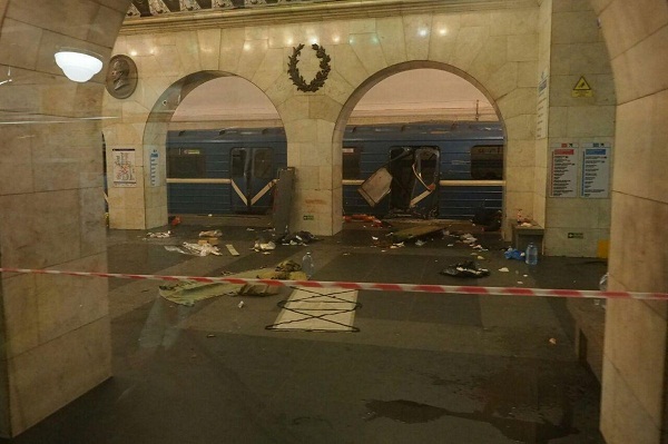 Vụ nổ ở ga tàu điện nhằm vào chuyến thăm của Tổng thống Putin? - Ảnh 2