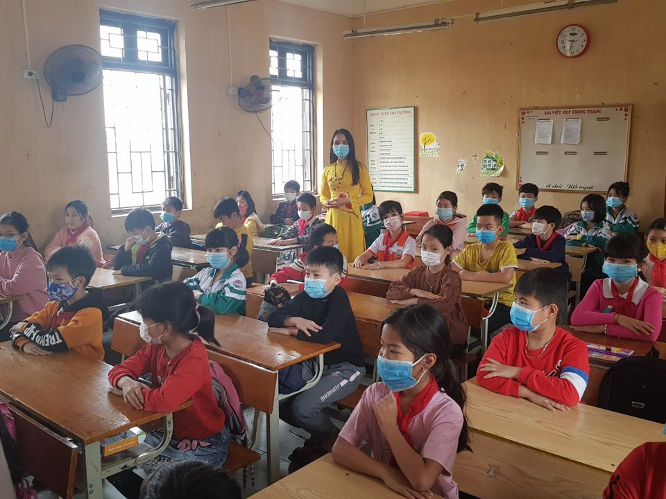 Huyện Thanh Oai đón học sinh trở lại trường trong môi trường giáo dục an toàn - Ảnh 4