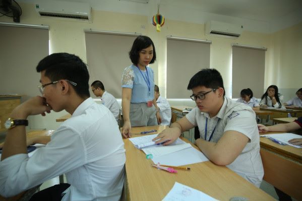 Tuyển sinh vào lớp 10 tại Hà Nội:  Học sinh được chuyển đổi khu vực đăng ký dự tuyển - Ảnh 1