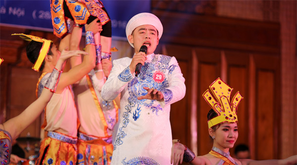 Hoàng Thanh Long thành công với âm nhạc cổ điển nhờ liều lĩnh - Ảnh 1