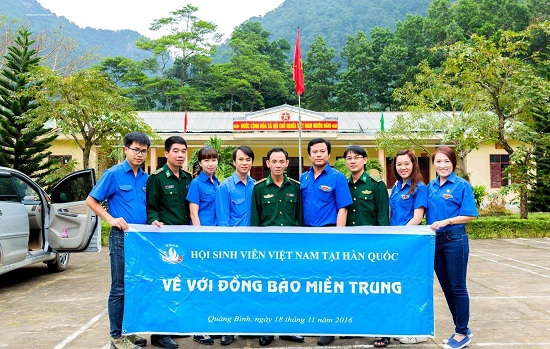 Học sinh Việt Nam tại Hàn Quốc ủng hộ đồng bào miền Trung - Ảnh 4