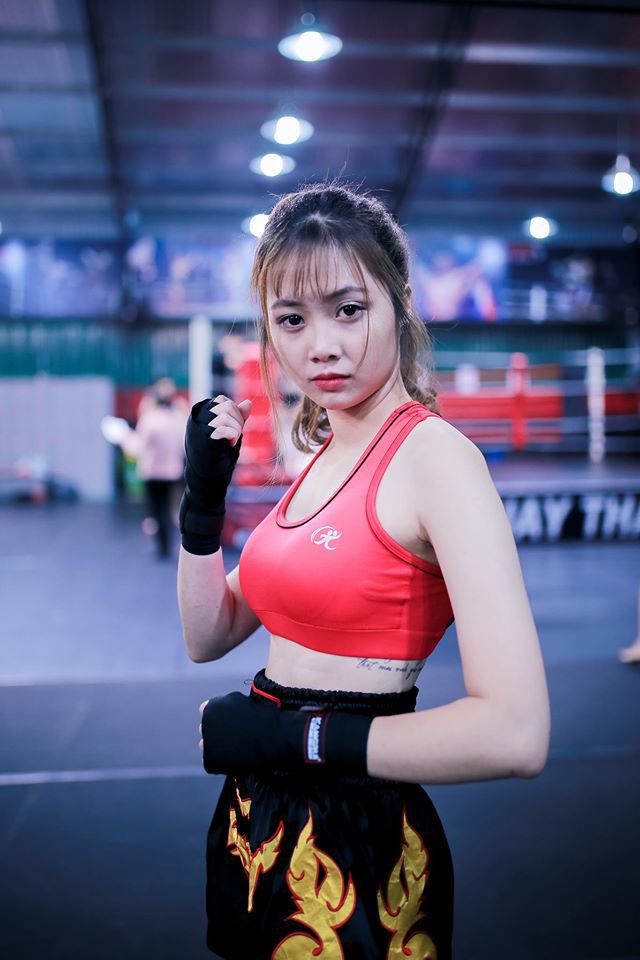 Nữ nhân viên ngân hàng hóa thân võ sĩ boxing gợi cảm - Ảnh 9