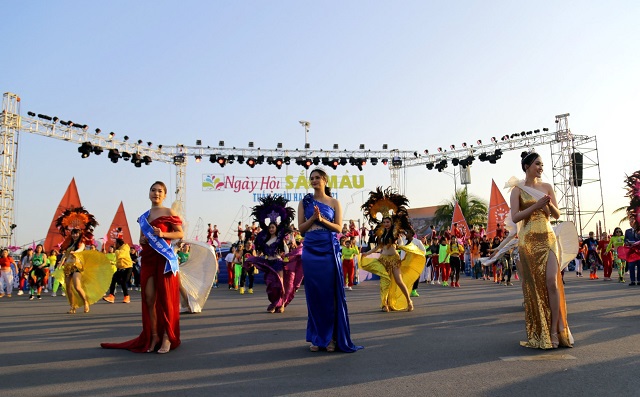 Lễ hội Carnaval mùa Đông đậm dấu ấn tại đảo Tuần Châu - Ảnh 1
