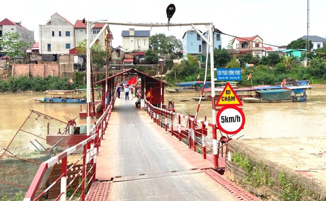 Huyện Sóc Sơn: Cây cầu mơ ước cho người dân xã Việt Long sắp thành hiện thực - Ảnh 1