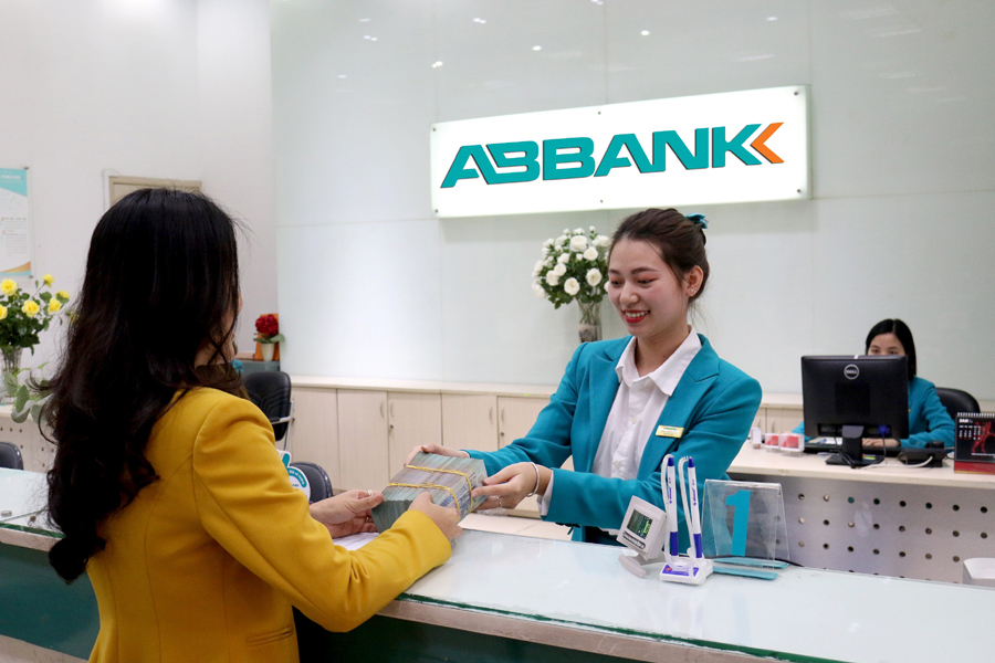 ABBANK hoàn thành chỉ tiêu kinh doanh năm 2020 - Ảnh 2
