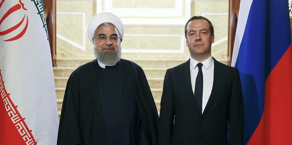 Tổng thống Iran thăm Nga: Mỹ mất "phần" ở Trung Đông - Ảnh 1