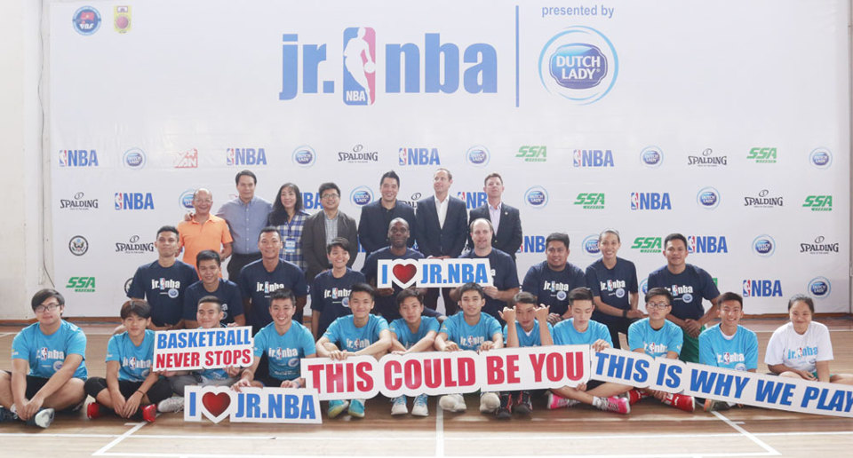 Nhãn hàng Cô Gái Hà Lan đồng hành cùng chương trình Jr.NBA Việt Nam lần thứ 4 - Ảnh 1