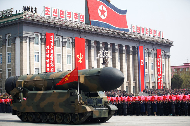 Toàn cảnh sức mạnh binh lực và vũ khí của Triều Tiên tại lễ diễu binh - Ảnh 15