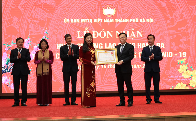 Ủy ban Mặt trận Tổ quốc TP Hà Nội đón nhận Huân chương Lao động hạng Ba - Ảnh 2