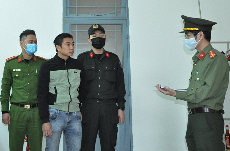 Đà Nẵng: Khởi tố 2 tài xế chở người Trung Quốc nhập cảnh trái phép - Ảnh 1