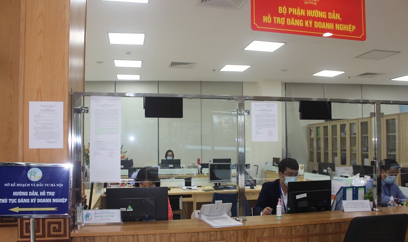 Kiểm tra công vụ đột xuất tại Hà Nội: Làm việc nghiêm túc gắn với đảm bảo phòng chống dịch từ ngày đầu năm - Ảnh 4