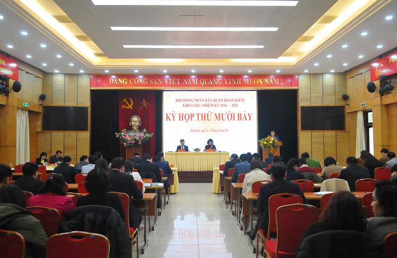 Khai mạc Kỳ họp thứ 17 HĐND quận Hoàn Kiếm - Ảnh 1