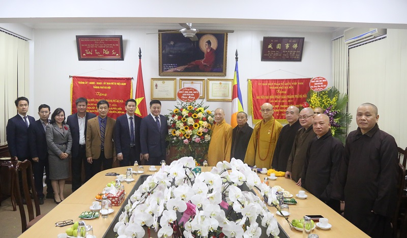 Chủ tịch UBND TP Chu Ngọc Anh chúc Tết Giáo hội Phật giáo Việt Nam TP Hà Nội - Ảnh 2