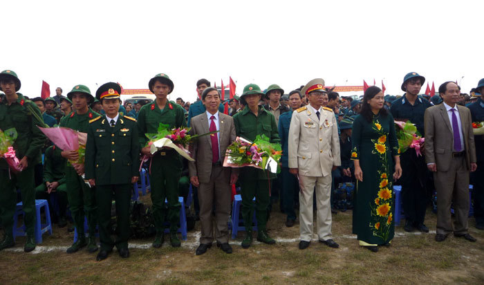 Huyện Thanh Oai hoàn thành 100% chỉ tiêu giao quân năm 2017 - Ảnh 1