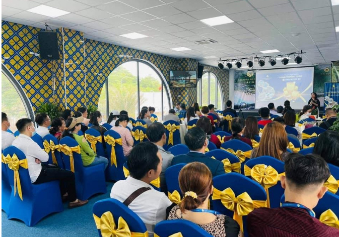 Xuất hiện nhà đầu tư “gom sỉ” dự án Charm Resort Long Hải trước ngày mở bán - Ảnh 2