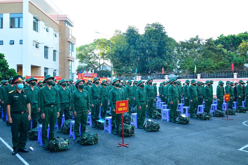 TP Hồ Chí Minh: Hơn 4.600 công dân lên đường làm nghĩa vụ với Tổ quốc - Ảnh 2