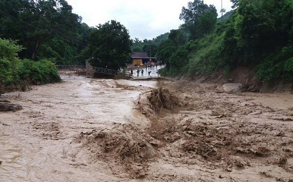 Nguy cơ cao xảy ra lũ quét, sạt lở đất tại các tỉnh từ Quảng Bình đến Bình Định và khu vực Tây Nguyên - Ảnh 1