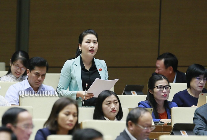 Chất vấn tại Quốc hội: Chấm dứt việc "người chết vẫn đi bầu trưởng thôn" - Ảnh 1