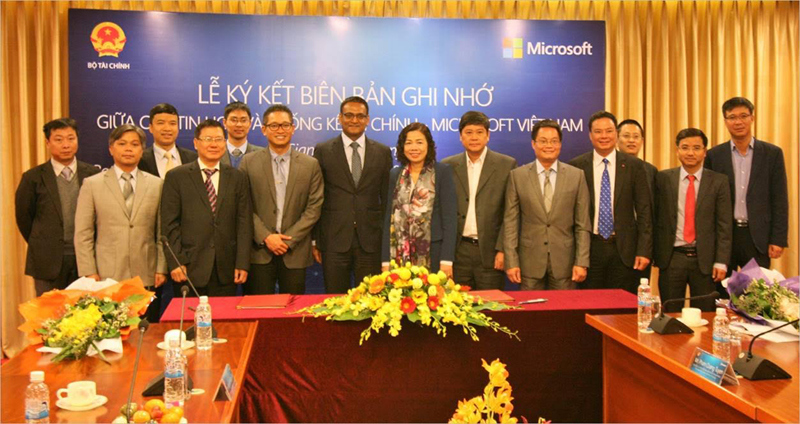 Microsoft Việt Nam ký cam kết tiếp tục hỗ trợ CNTT cho Bộ Tài chính đến 2020 - Ảnh 1