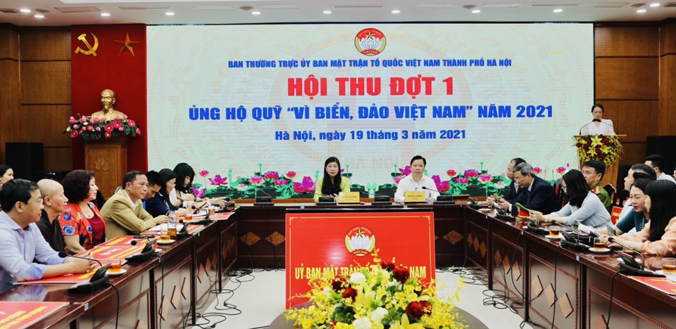 Hà Nội: 12 tỷ đồng ủng hộ Quỹ “Vì biển, đảo Việt Nam” - Ảnh 1