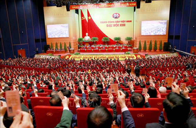 Đại hội XIII của Đảng thông qua Nghị quyết, xác định 3 khâu đột phá cho giai đoạn tới - Ảnh 2