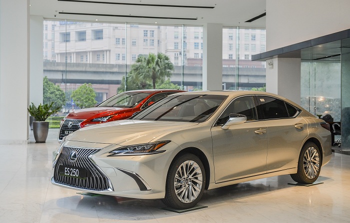 Lexus giới thiệu phiên bản mới, giá không đổi - Ảnh 2