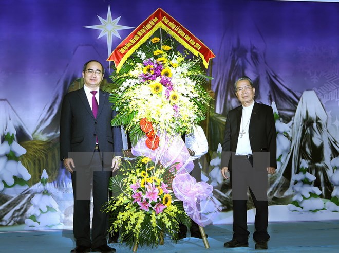 Chủ tịch Ủy ban MTTQ chúc mừng đồng bào Công giáo dịp Giáng sinh - Ảnh 1