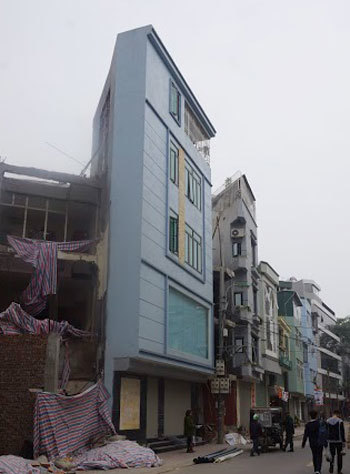 Hàng chục căn nhà siêu mỏng, siêu méo tại phường Khương Thượng - Ảnh 2