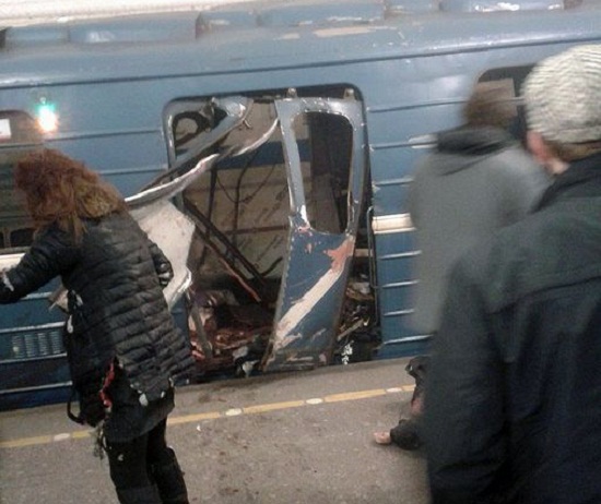 Nổ lớn tại ga tàu điện ở Nga, không loại trừ nguyên nhân khủng bố - Ảnh 1