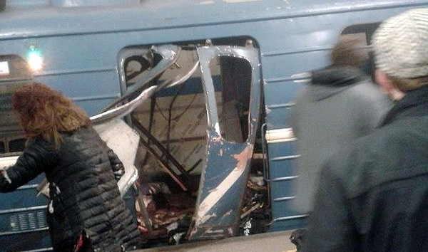 Nổ tại ga tàu điện ngầm St Peterburg: Ít nhất 10 người thiệt mạng - Ảnh 1