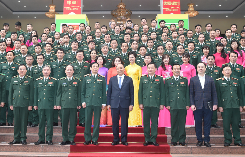 Thủ tướng Nguyễn Xuân Phúc thăm, làm việc, chúc tết Bộ đội Biên phòng - Ảnh 2