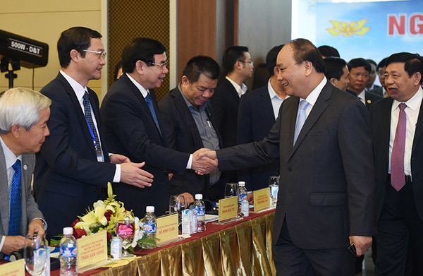 Thủ tướng dự hội nghị gặp mặt các nhà đầu tư tại Nghệ An - Ảnh 1