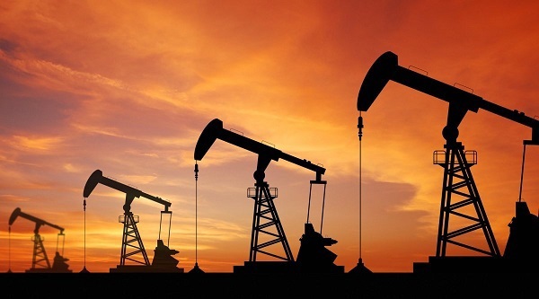 Giá dầu chạm đỉnh nhờ OPEC - Ảnh 1