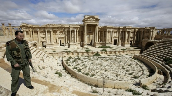 Chiến thắng tại Aleppo phải "trả giá" bằng Palmyra - Ảnh 1