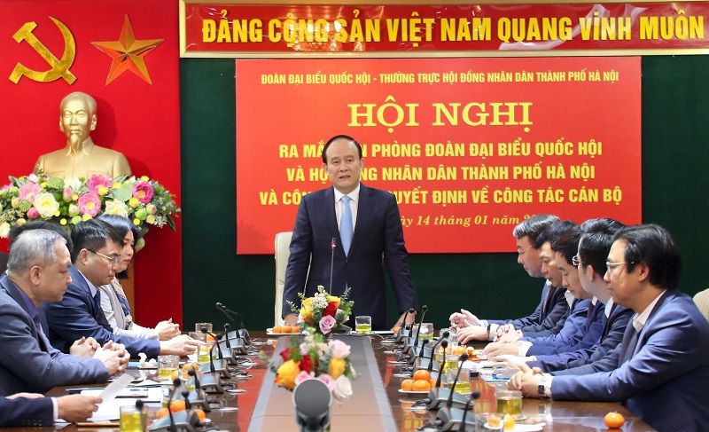 Hà Nội: Công bố quyết định công tác cán bộ và ra mắt Văn phòng  Đoàn đại biểu Quốc hội và HĐND Thành phố - Ảnh 3