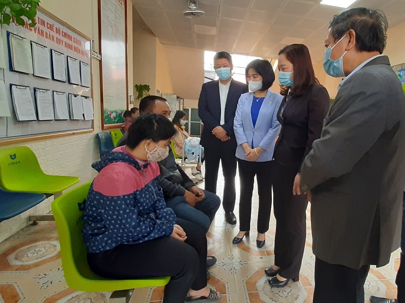 Phó Chủ tịch HĐND Thành phố Phùng Thị Hồng Hà thăm, chúc Tết tại huyện Ứng Hòa - Ảnh 2