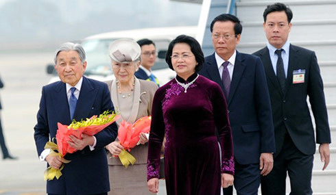 Chủ tịch nước chủ trì lễ đón chính thức Nhà vua Nhật Bản và Hoàng hậu - Ảnh 1