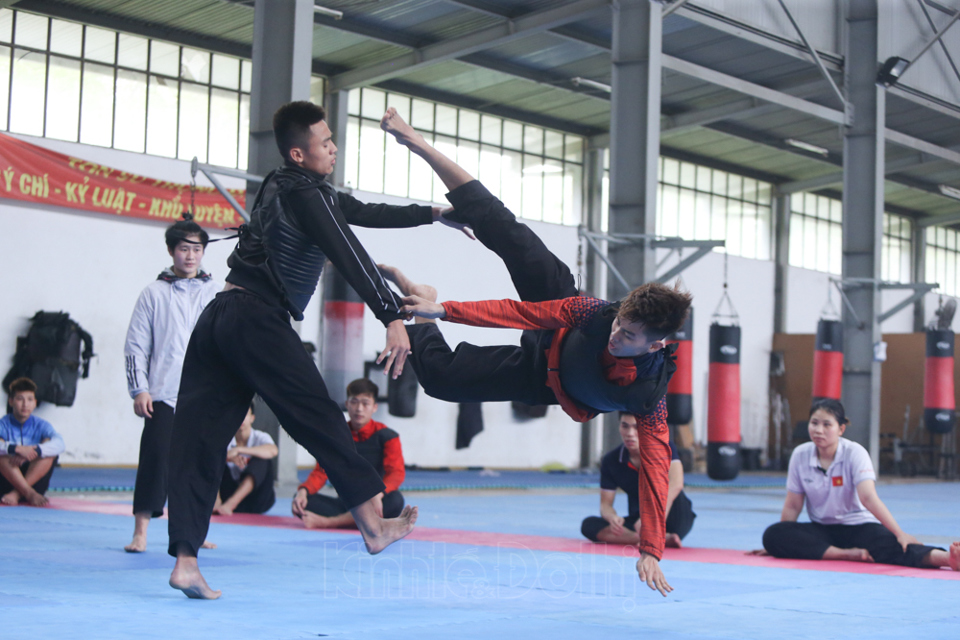 [Ảnh] Đội Pencak silat Hà Nội gấp rút rèn thể lực chuẩn bị cho giải VĐQG 2021 - Ảnh 12