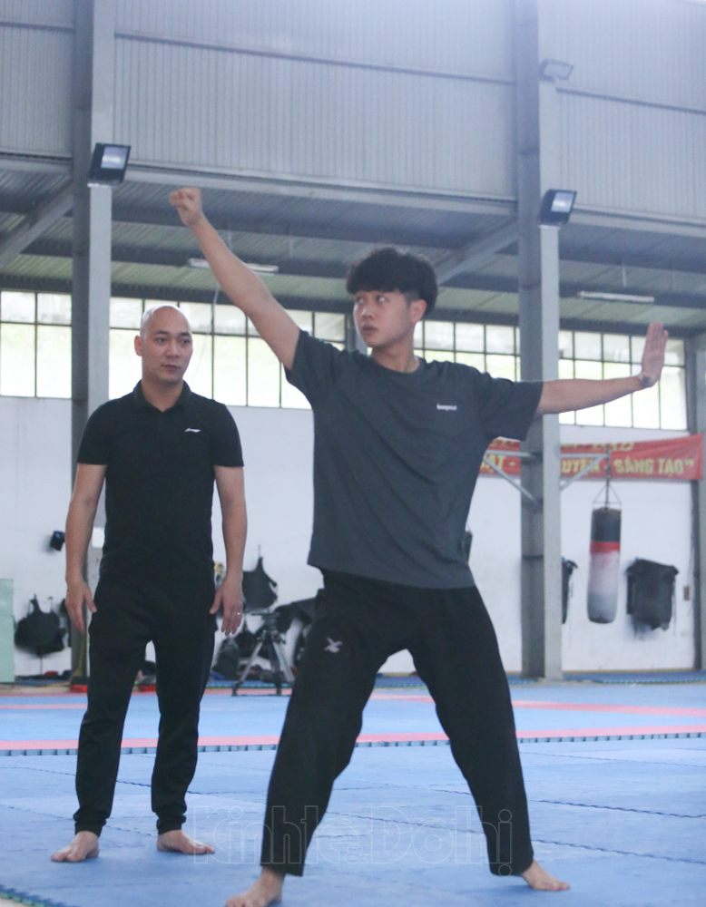 [Ảnh] Đội Pencak silat Hà Nội gấp rút rèn thể lực chuẩn bị cho giải VĐQG 2021 - Ảnh 4