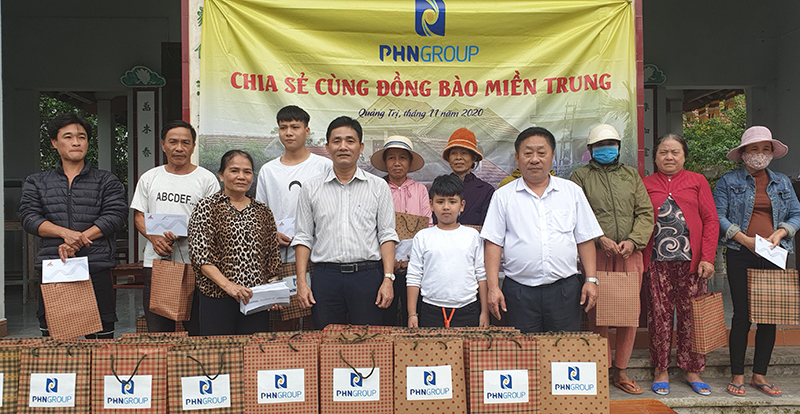 PHN Group trao quà ủng hộ đồng bào Quảng Trị - Ảnh 4