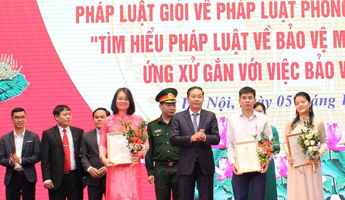 Báo Kinh tế & Đô thị: Tin tức tổng hợp hấp dẫn nhất trên số báo in ngày 9/11 - Ảnh 3