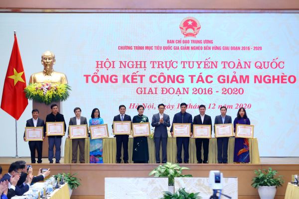 Thủ tướng Nguyễn Xuân Phúc: Việt Nam là hình mẫu thế giới về thành tựu xóa đói giảm nghèo - Ảnh 2