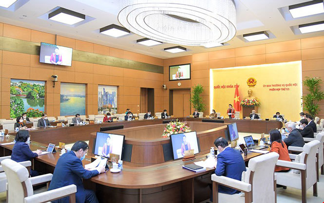 Thường vụ Quốc hội đồng tình đề xuất tăng số đại biểu chuyên trách cho HĐND TP Hà Nội - Ảnh 2