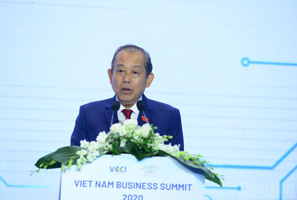 Phó Thủ tướng Thường trực Trương Hòa Bình: Chính phủ đồng hành cùng doanh nghiệp, biến thách thức thành cơ hội - Ảnh 1