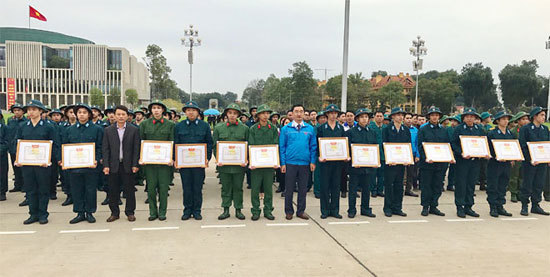 Tân binh quận Hoàng Mai, Hai Bà Trưng sẵn sàng rèn đức, luyện tài - Ảnh 1