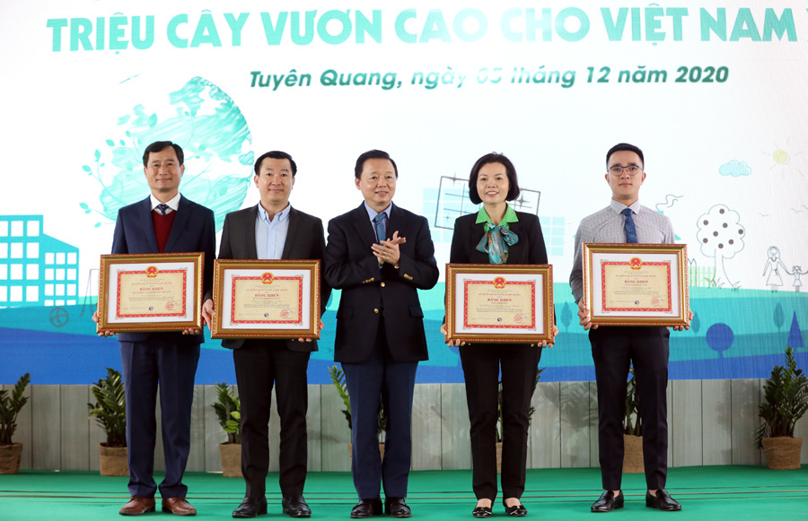 Vinamilk hoàn thành mục tiêu trồng hơn 1,1 triệu cây xanh cho Việt Nam trong năm 2020 - Ảnh 5