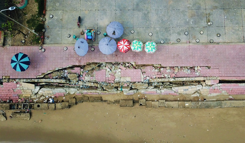Nghệ An: Kè biển Cửa Lò vẫn hư hỏng nặng dù mùa du lịch sắp đến - Ảnh 14