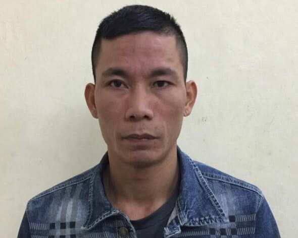 Hà Nội: Khởi tố tài xế taxi dùng tuýp sắt đánh, đe doạ cướp 6 triệu của khách - Ảnh 1