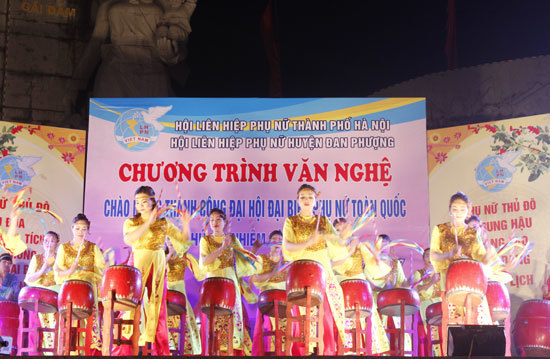 Chương trình nghệ thuật chào mừng thành công Đại hội đại biểu phụ nữ toàn quốc lần thứ XII - Ảnh 2