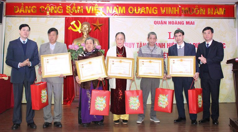 Hoàng Mai: Truy tặng danh hiệu “Bà mẹ Việt Nam Anh hùng” - Ảnh 1